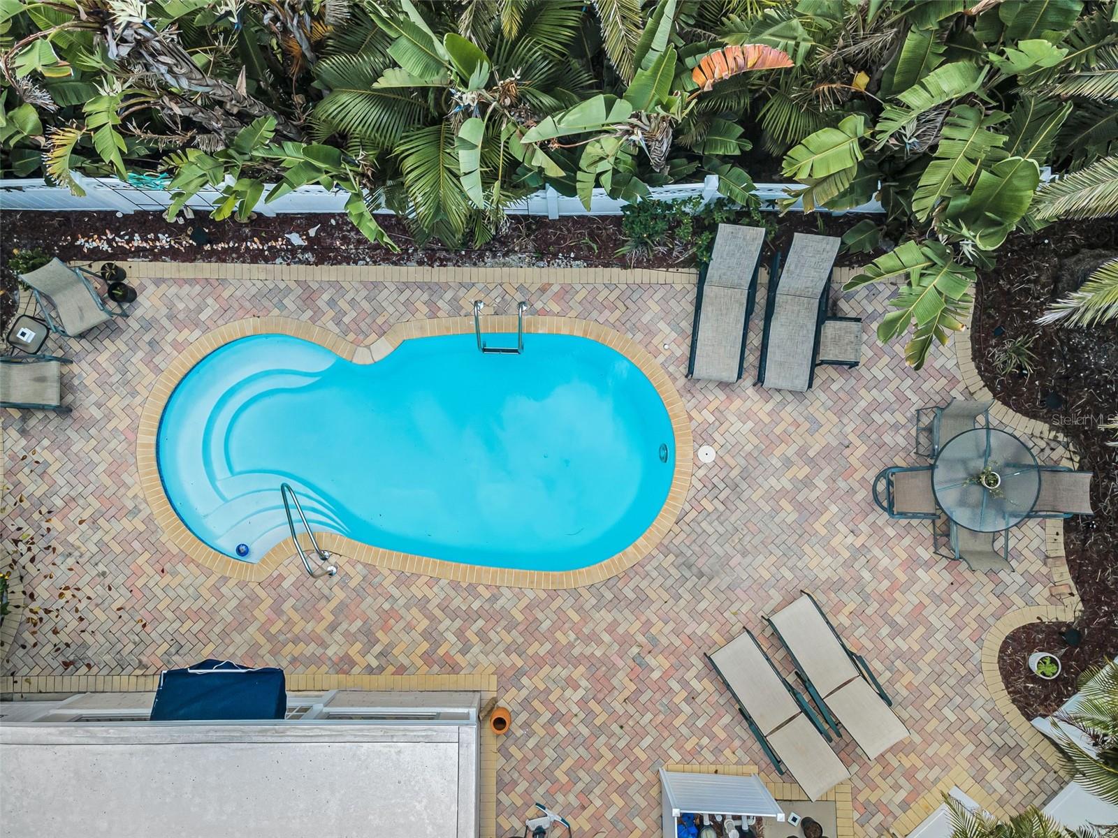 ST PETERSBURG BEACH REP - Residential