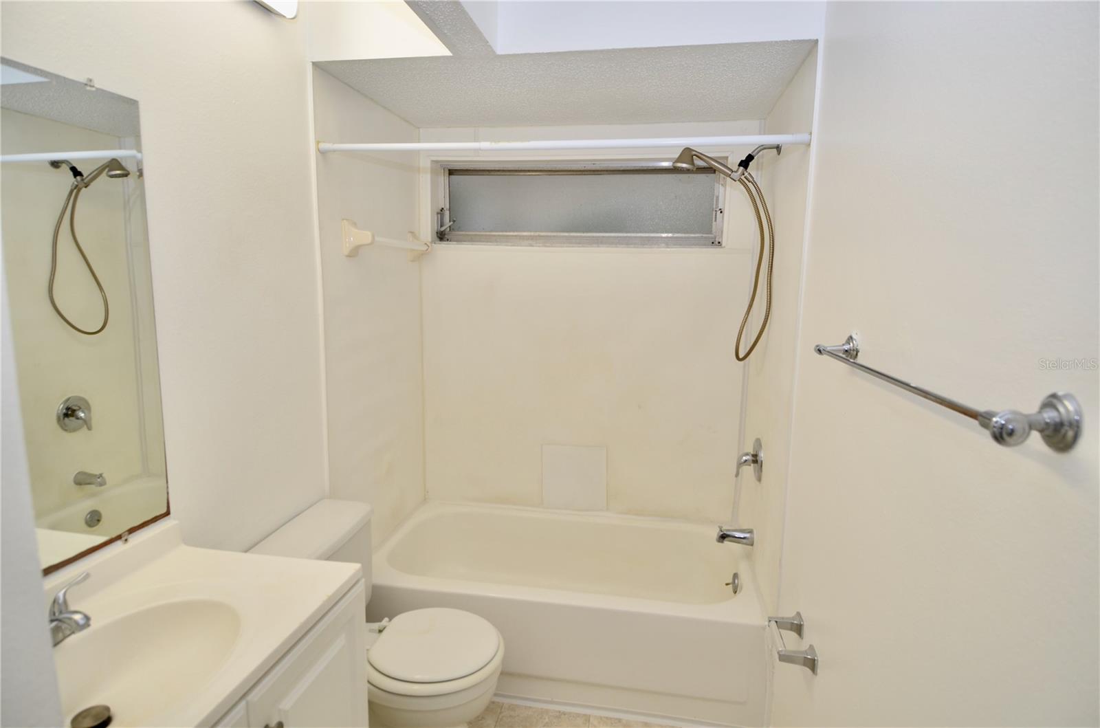 WARM MINERAL SPGS - Residential Lease