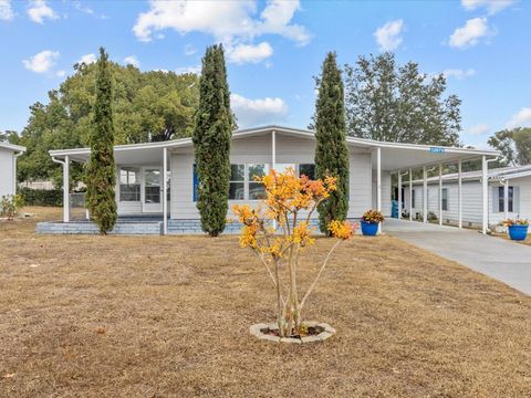 A home in BROOKSVILLE