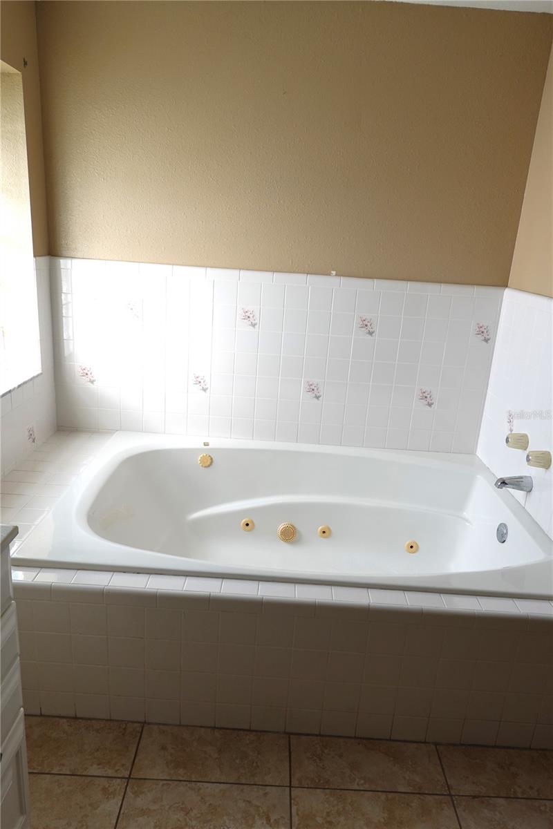 PLEASANT HILL HEIGHTS UNIT 2 - Residential Lease