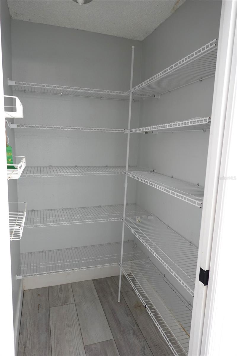 PLEASANT HILL HEIGHTS UNIT 2 - Residential Lease