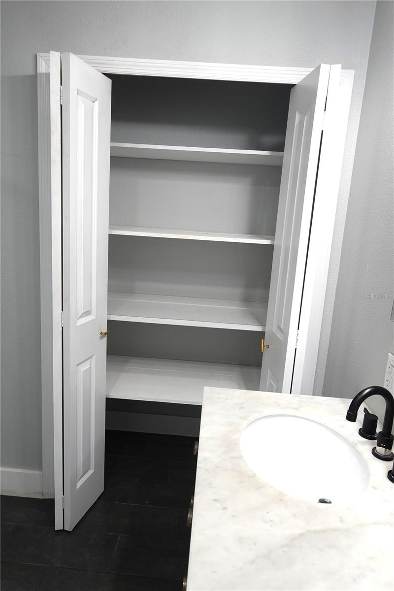 PLEASANT HILL HEIGHTS UNIT 2 - Residential Lease