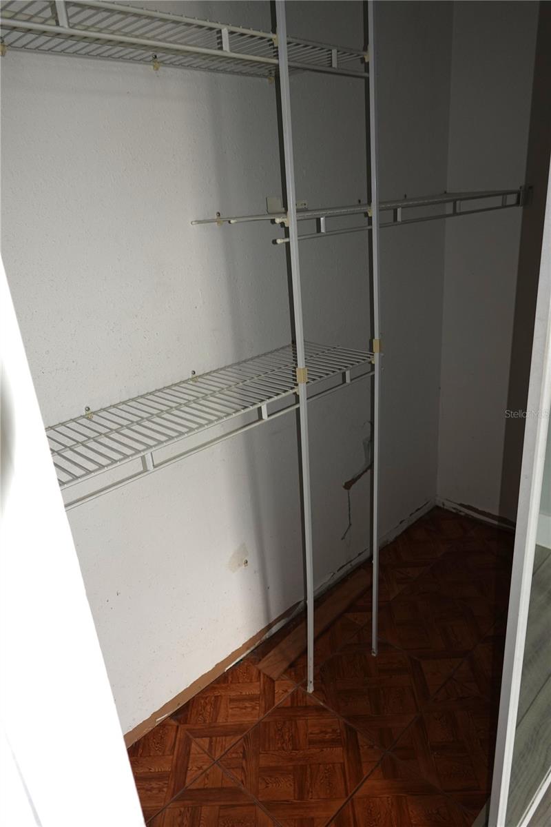 PLEASANT HILL HEIGHTS UNIT 2 - Residential Lease