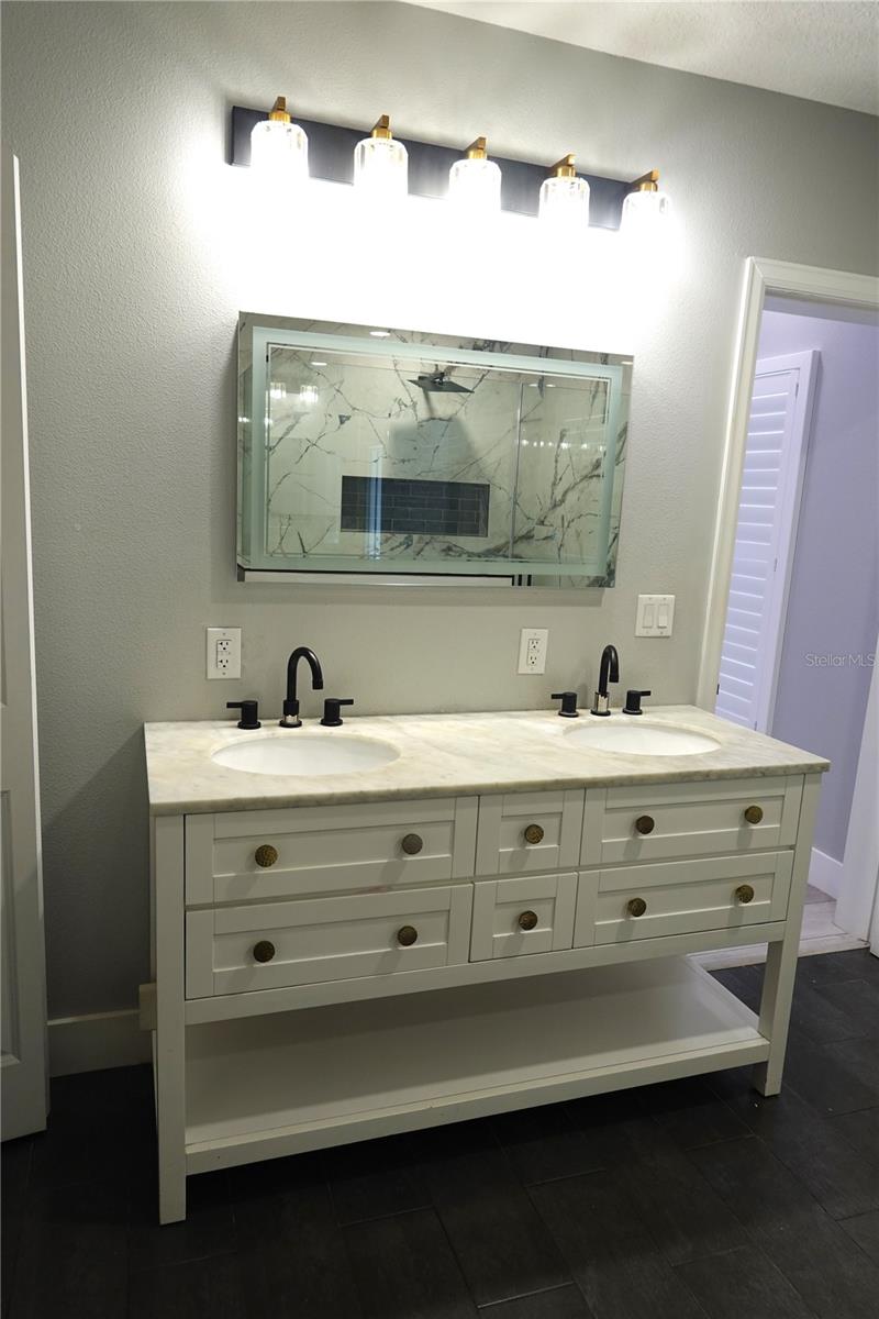 PLEASANT HILL HEIGHTS UNIT 2 - Residential Lease