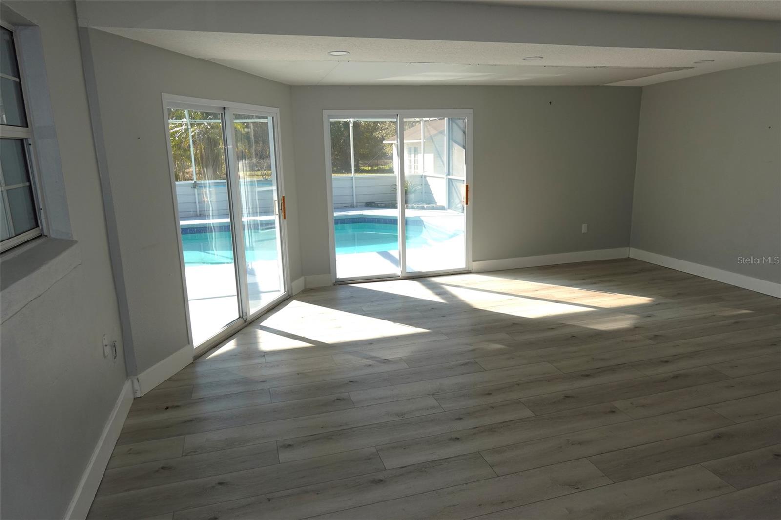 PLEASANT HILL HEIGHTS UNIT 2 - Residential Lease