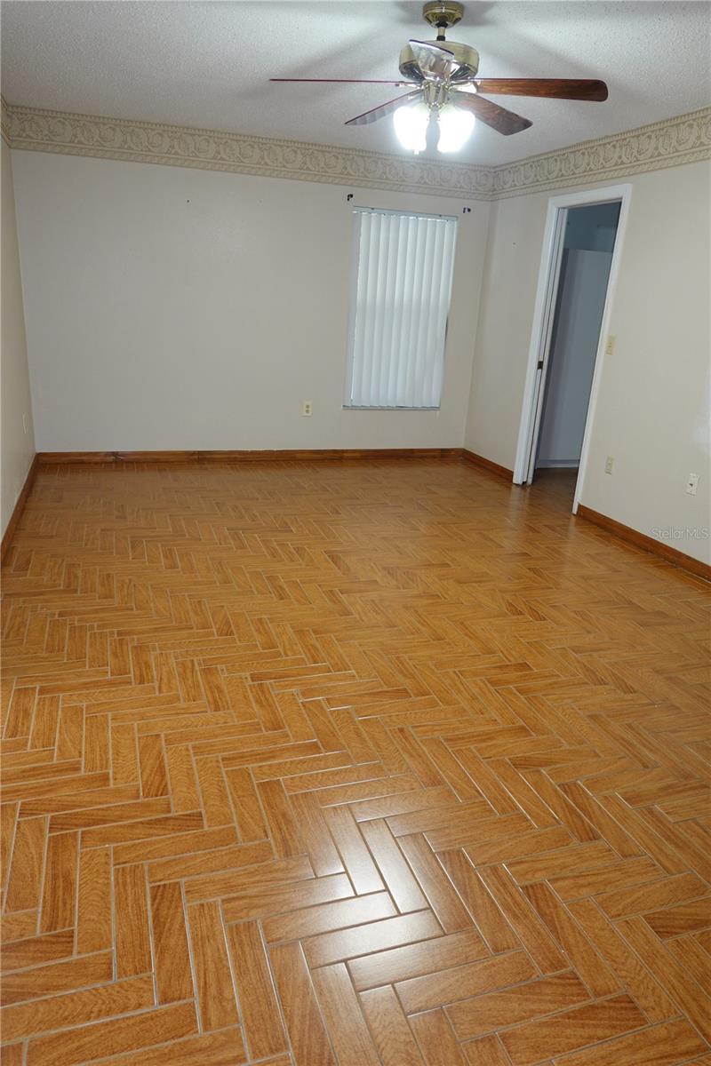 PLEASANT HILL HEIGHTS UNIT 2 - Residential Lease