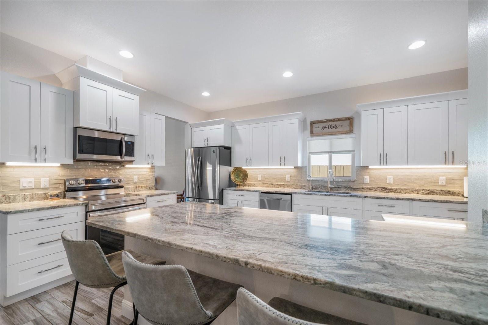 RIDGE PARK - Residential