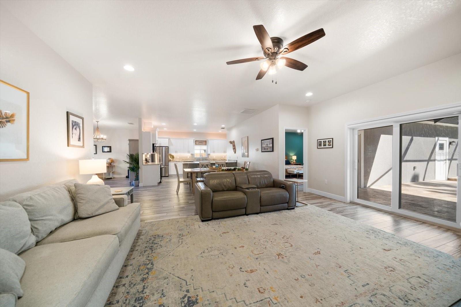 RIDGE PARK - Residential