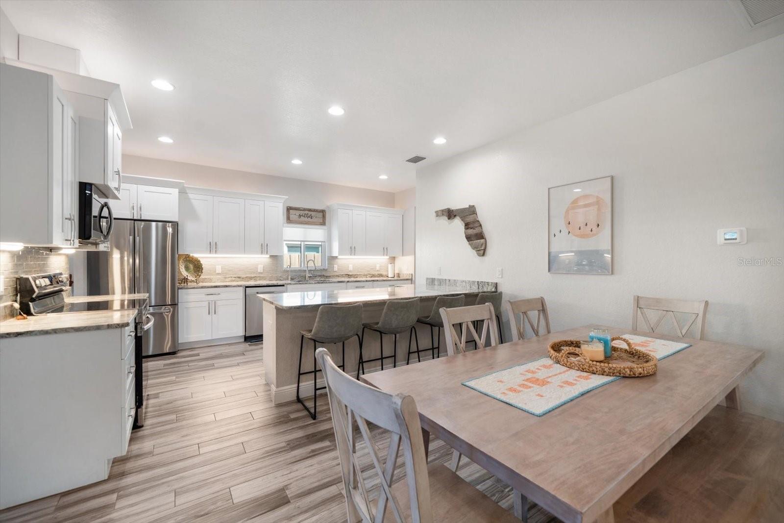 RIDGE PARK - Residential