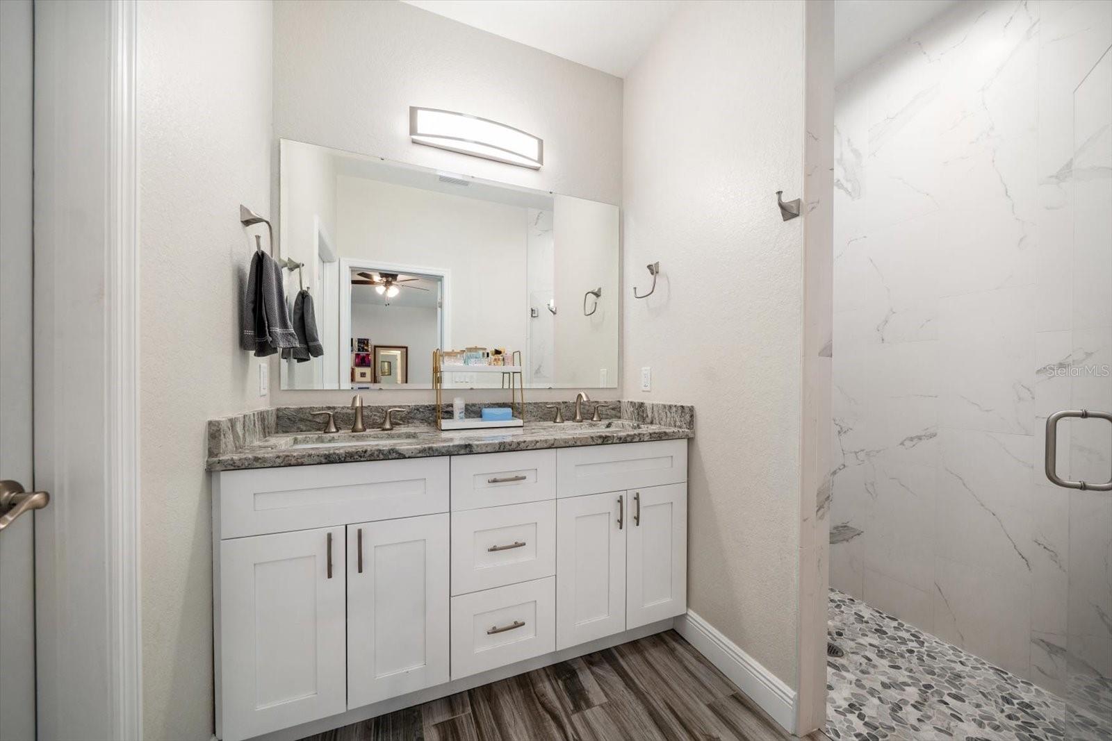 RIDGE PARK - Residential