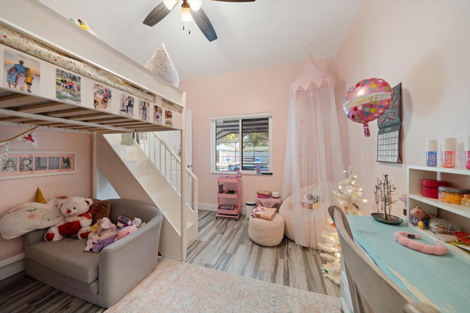 RIDGE PARK - Residential