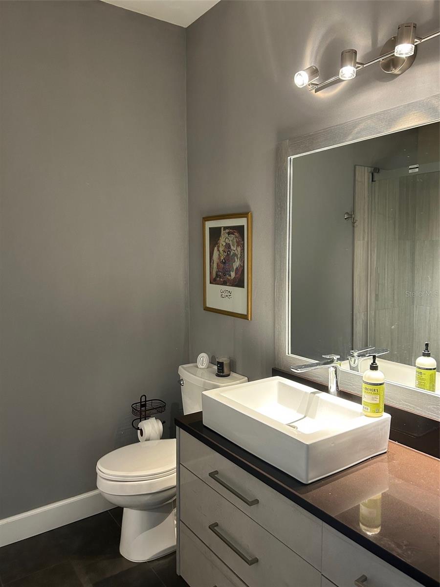 ASHLEY DOWNS - Residential Lease