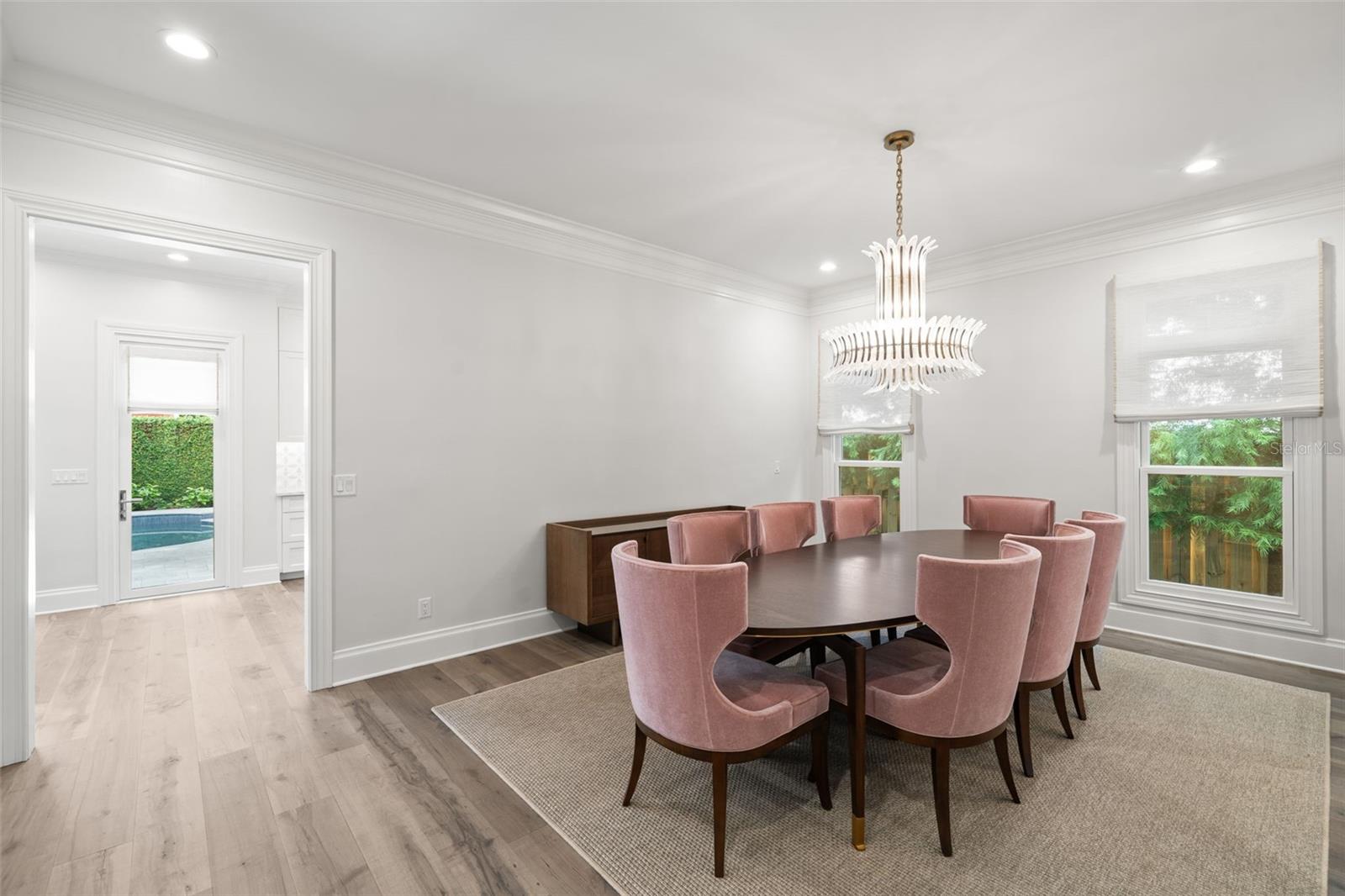 BAYSHORE COURT - Residential