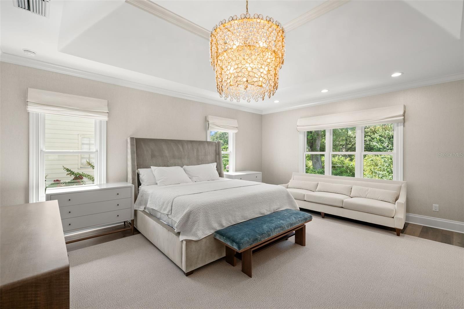 BAYSHORE COURT - Residential