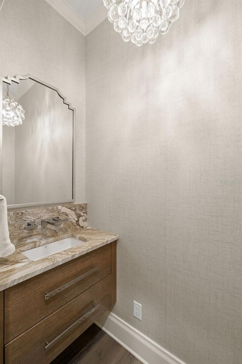 BAYSHORE COURT - Residential