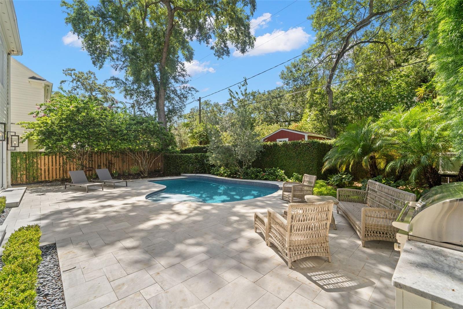 BAYSHORE COURT - Residential