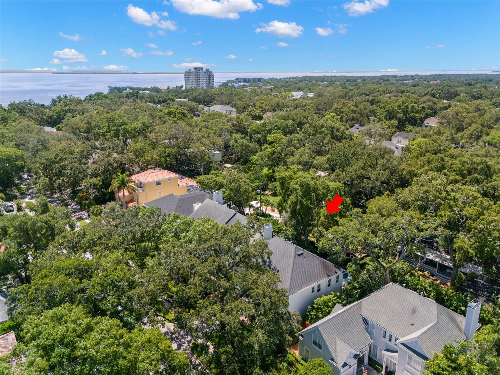 BAYSHORE COURT - Residential