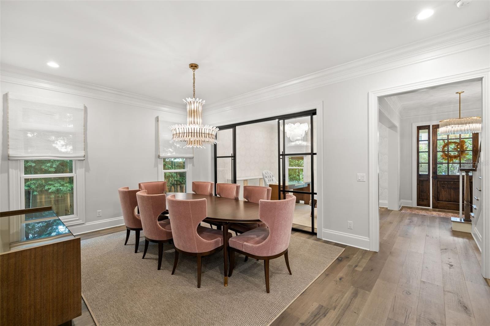 BAYSHORE COURT - Residential