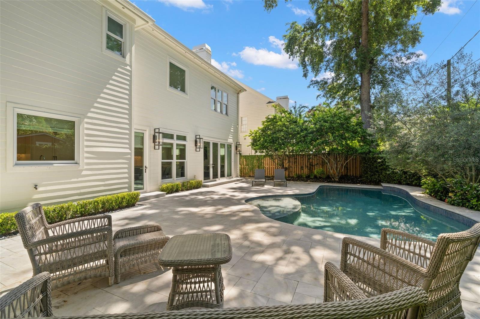 BAYSHORE COURT - Residential