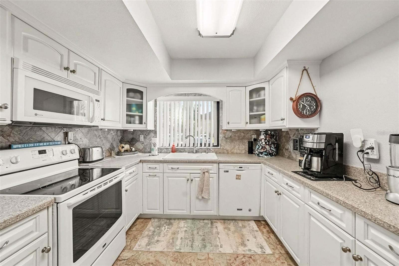 825 S VILLAGE DRIVE N 102