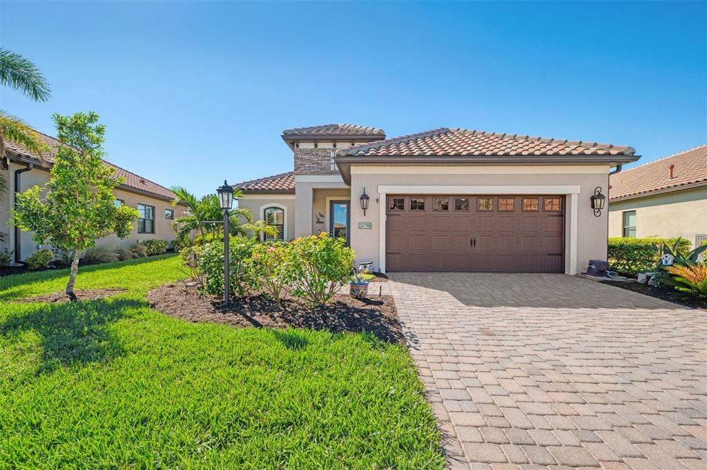 Photo of 26790 Weiskopf Drive, Englewood, FL 34223 (MLS # D6144022)