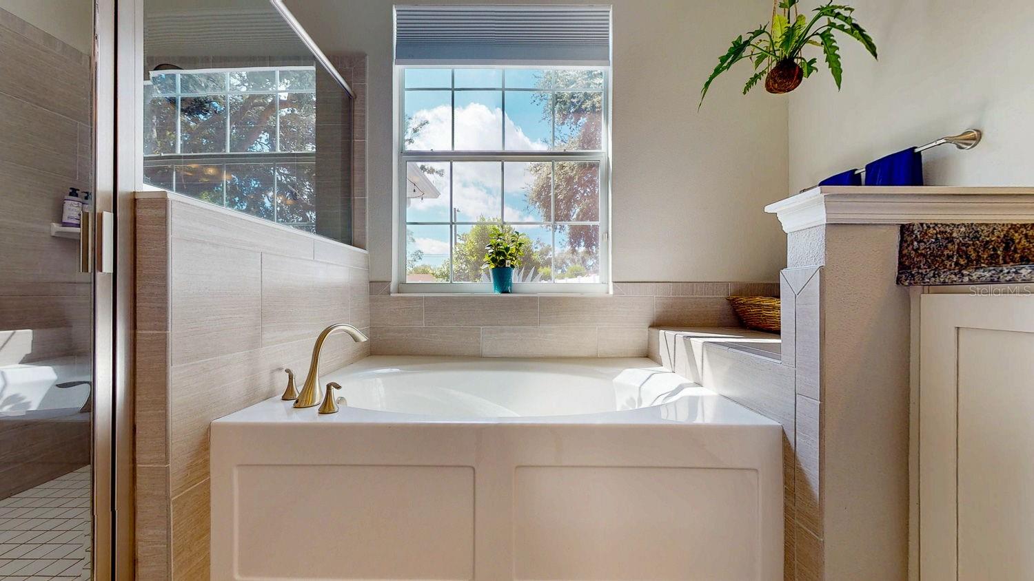 LAKEWOOD ESTATES SEC B - Residential