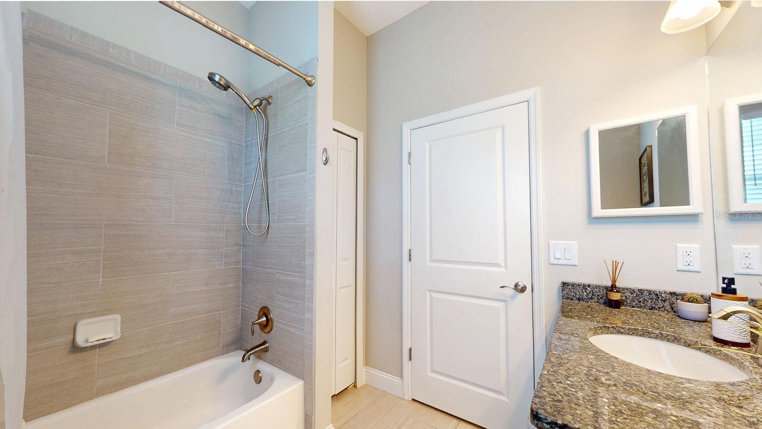 LAKEWOOD ESTATES SEC B - Residential