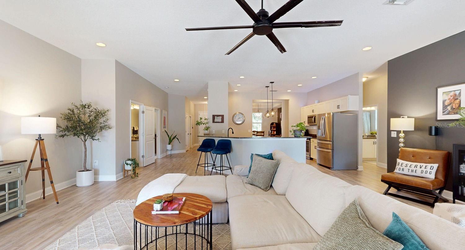 LAKEWOOD ESTATES SEC B - Residential