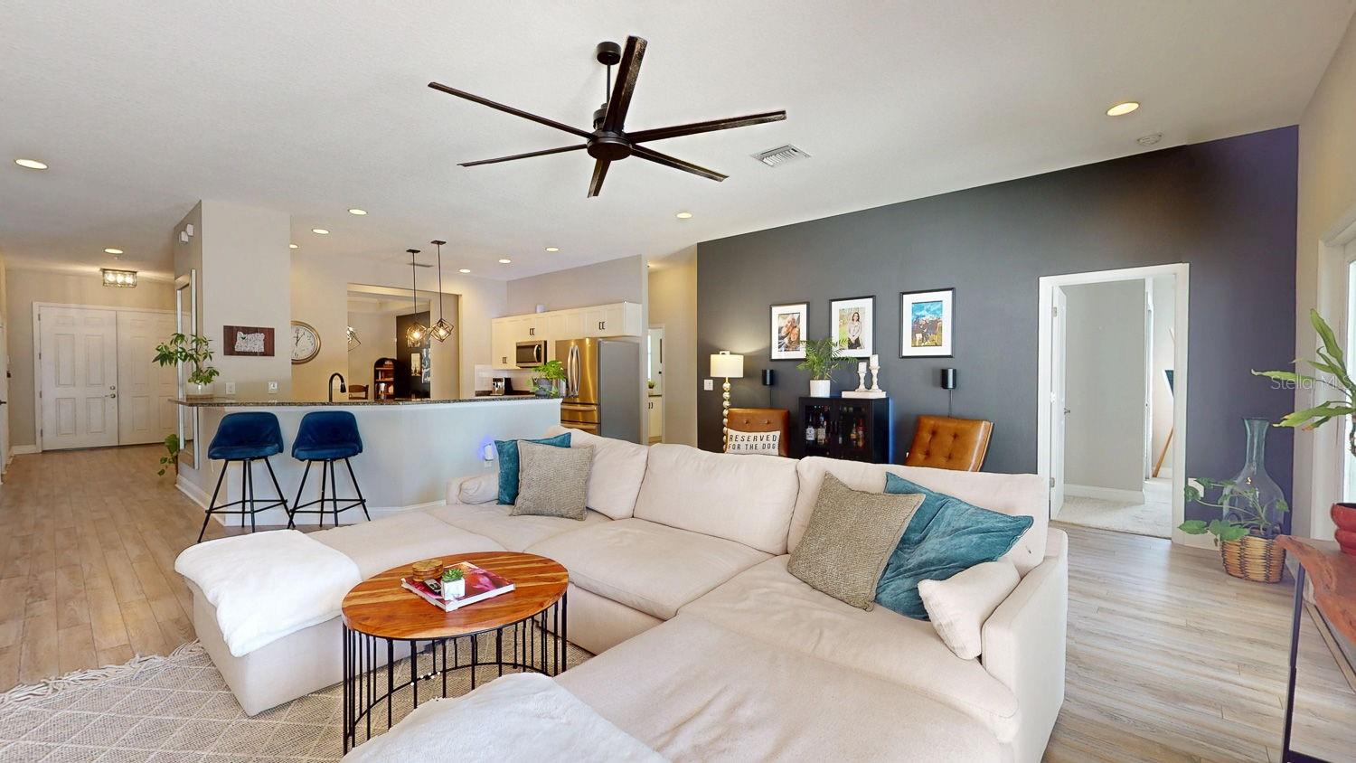 LAKEWOOD ESTATES SEC B - Residential