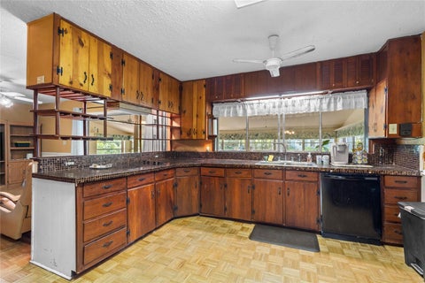 Tiny photo for 18951 SE 15th Street, Williston, FL 32696 (MLS # OM728143)