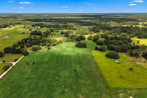 Tiny photo for 18951 SE 15th Street, Williston, FL 32696 (MLS # OM728143)