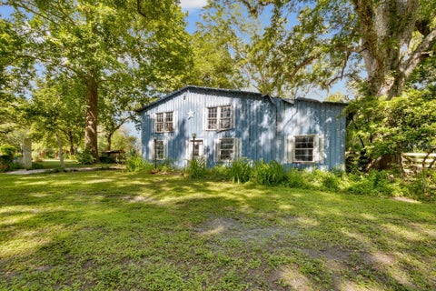Tiny photo for 18951 SE 15th Street, Williston, FL 32696 (MLS # OM728143)