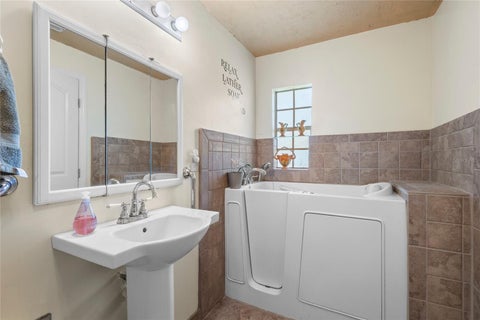 Tiny photo for 18951 SE 15th Street, Williston, FL 32696 (MLS # OM728143)