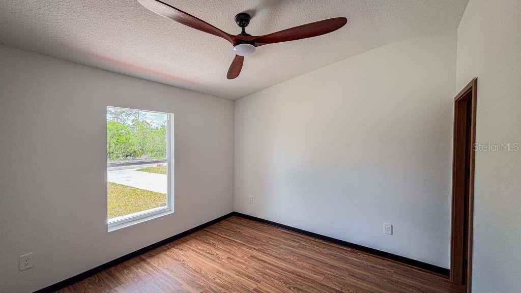 SUN N LAKE - Residential