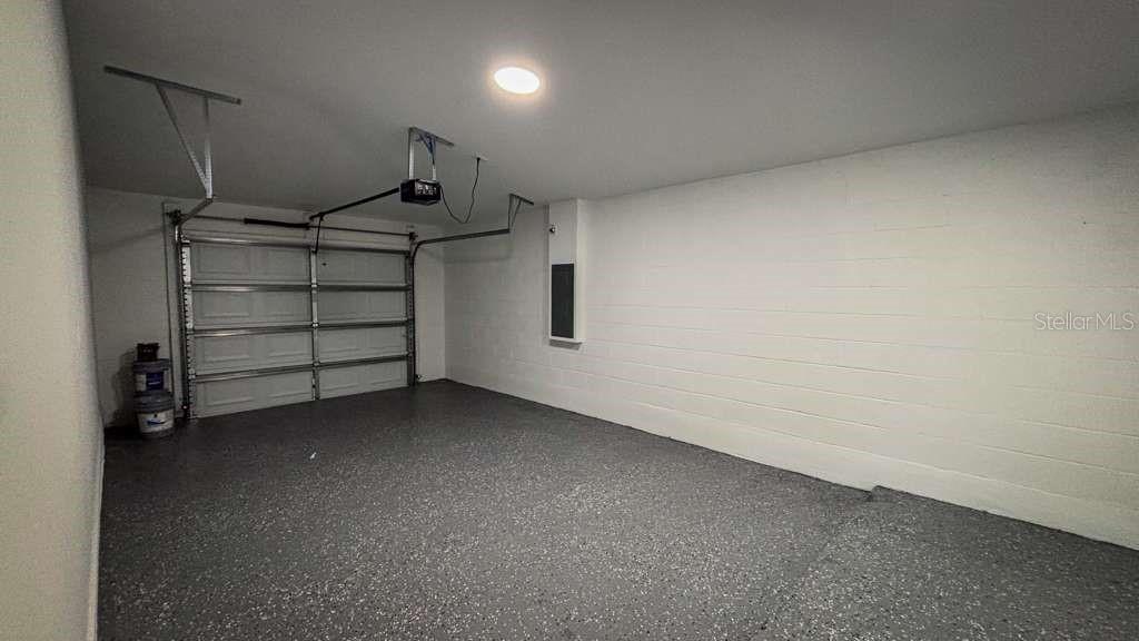 SUN N LAKE - Residential