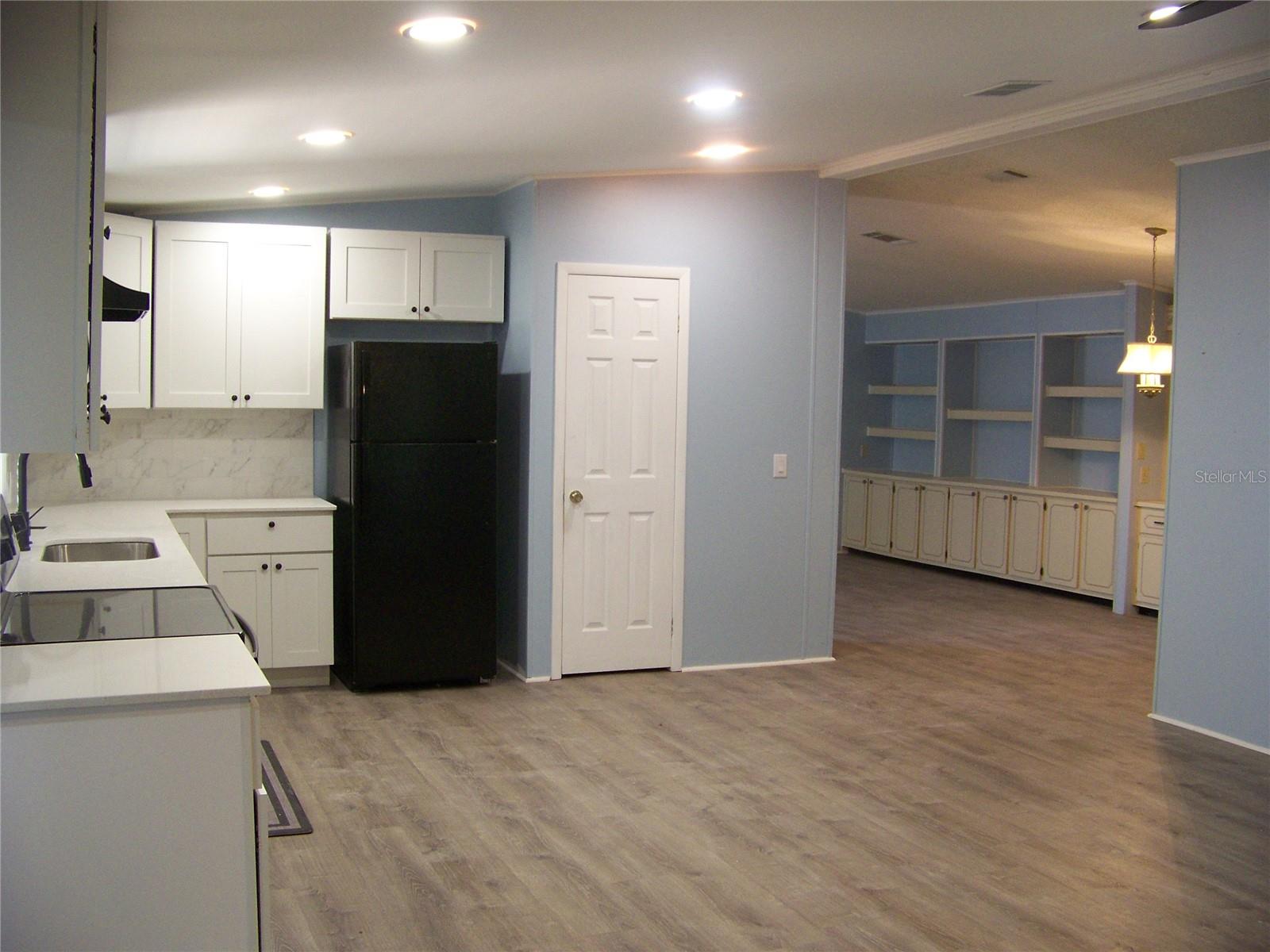 BURNT STORE COLONY MHP COOP - Residential