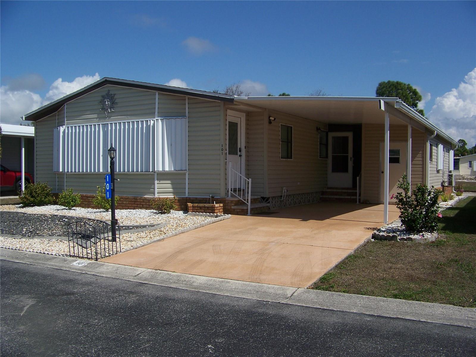 BURNT STORE COLONY MHP COOP - Residential