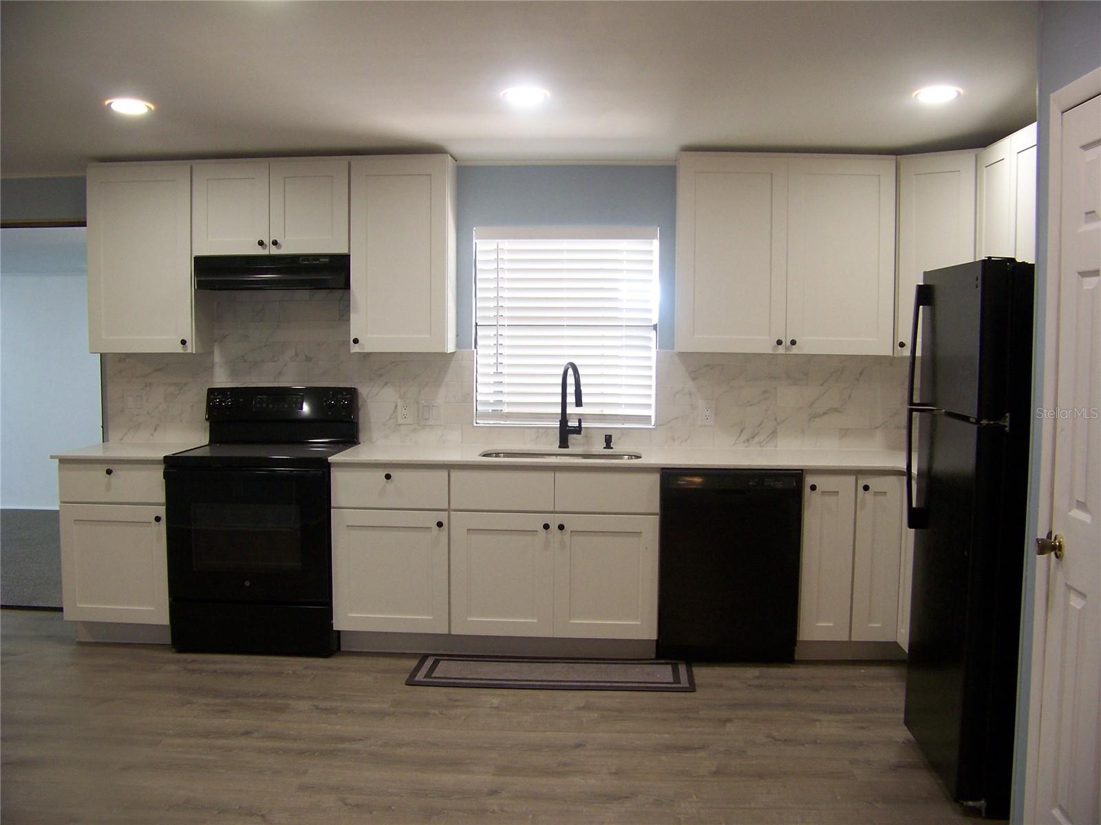 BURNT STORE COLONY MHP COOP - Residential