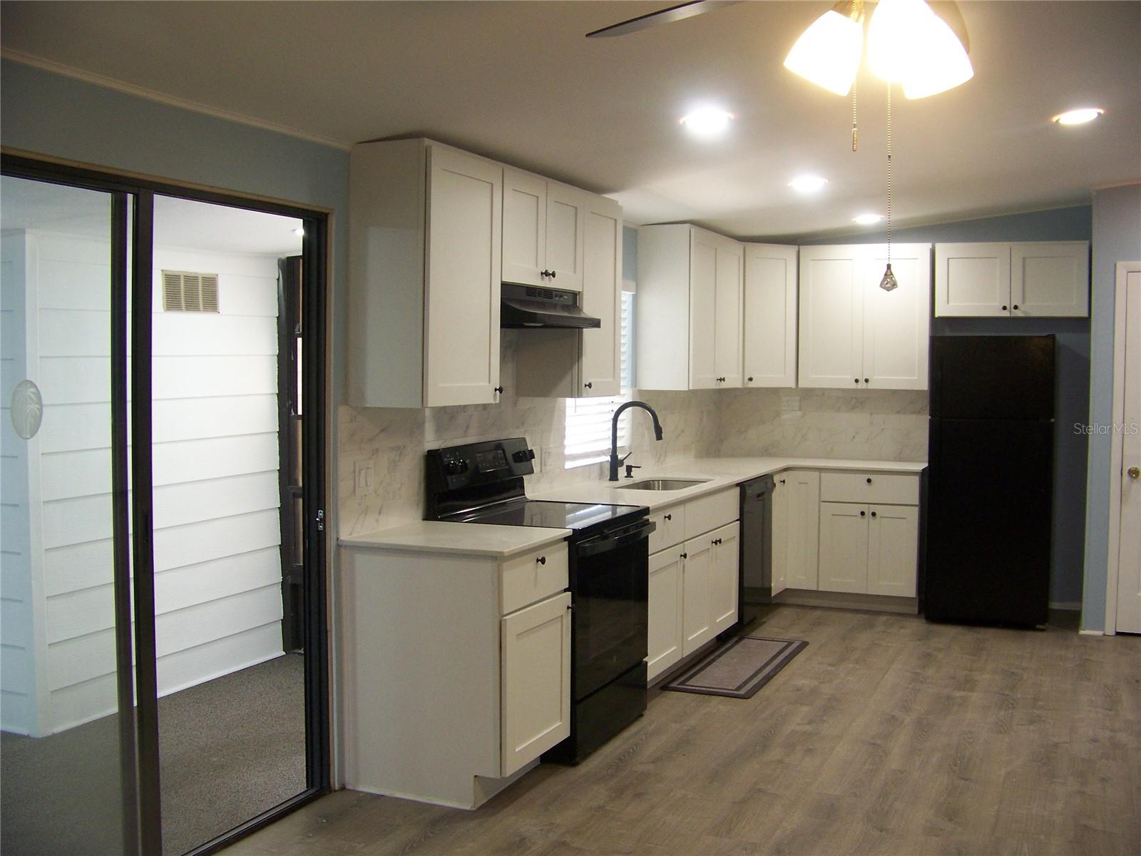 BURNT STORE COLONY MHP COOP - Residential