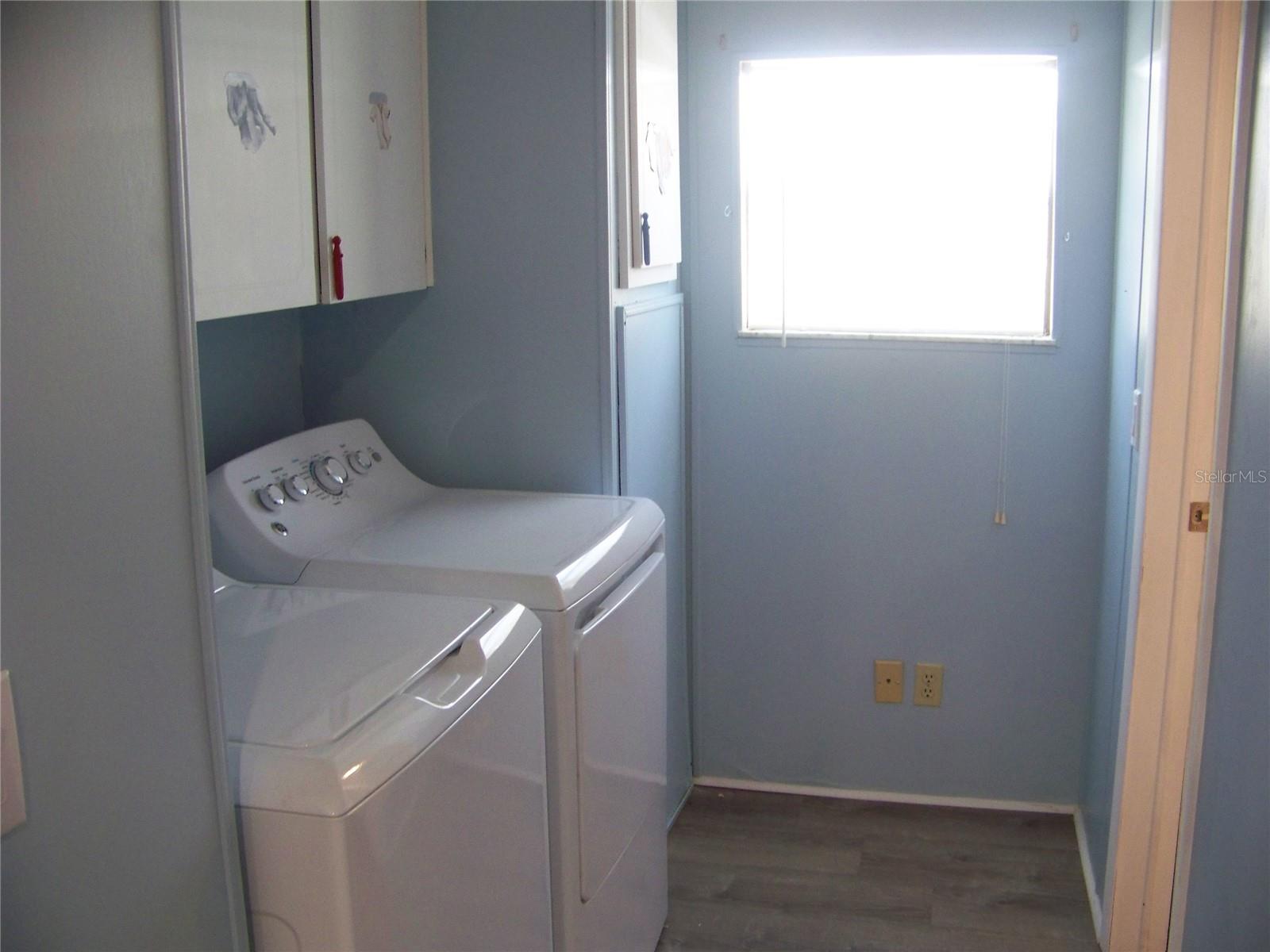 BURNT STORE COLONY MHP COOP - Residential