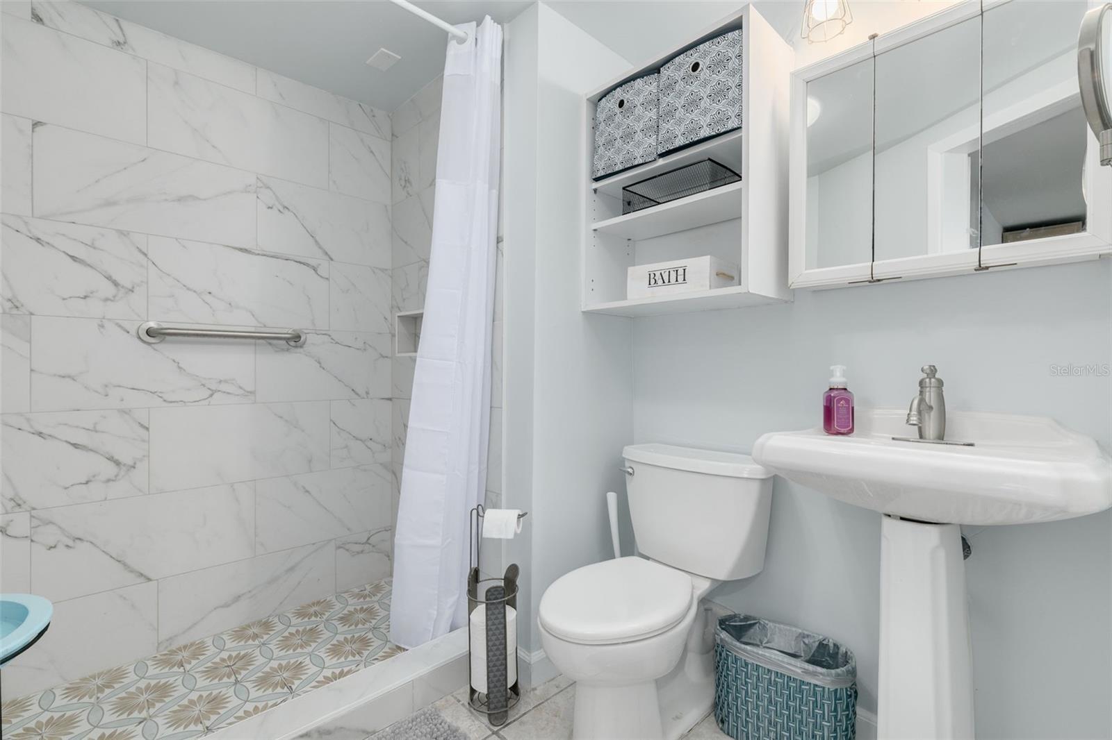 BOCA CIEGA PASS SUB - Residential