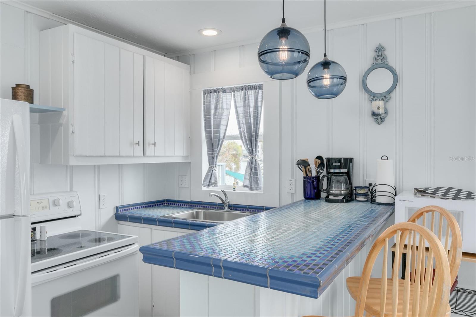 BOCA CIEGA PASS SUB - Residential