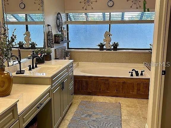 PUNTA GORDA ISLES SEC 20 - Residential