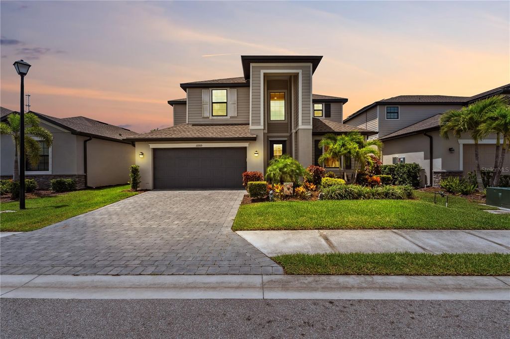 Photo of 11105 Balfour Street E, Venice, FL 34293 (MLS # C7511288)