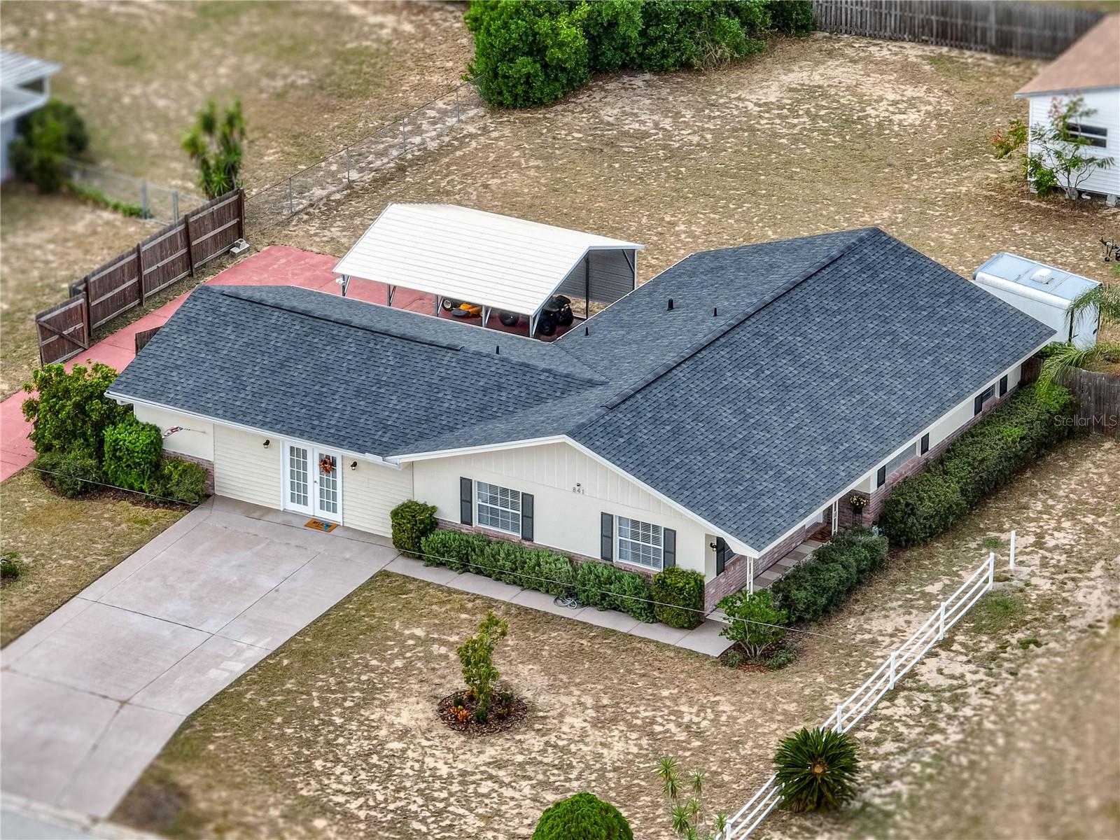 WOODLAND HILLS - Residential