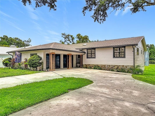 12756 POINSETTIA AVE, SEMINOLE, FL 33776 - Image 07839e6e6d4cf36723cb2e49d0fa77f9/1873873230