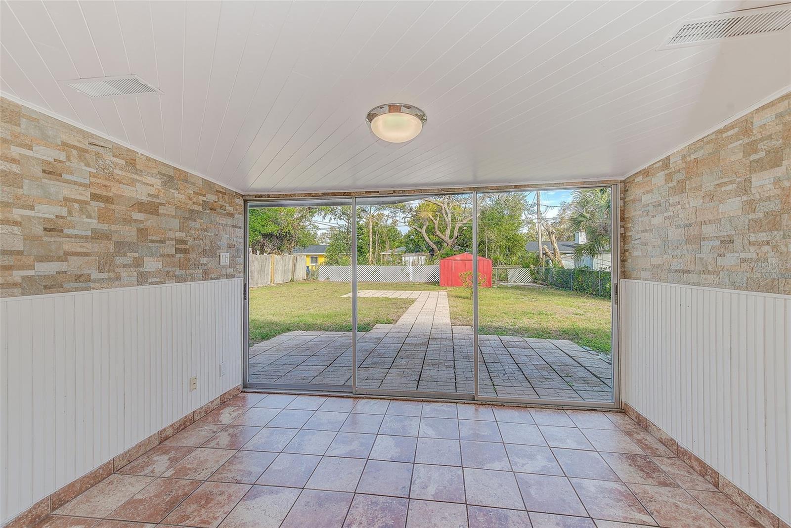 KEYSTONE MANOR - Residential Lease