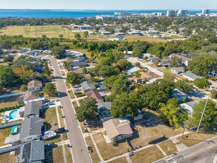 GANDY GARDENS 10 - Residential