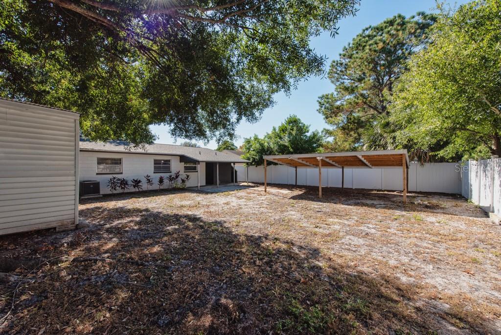 GANDY GARDENS 10 - Residential