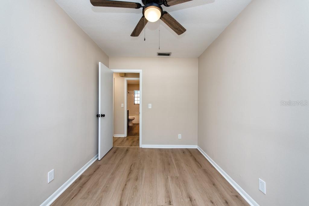 GANDY GARDENS 10 - Residential